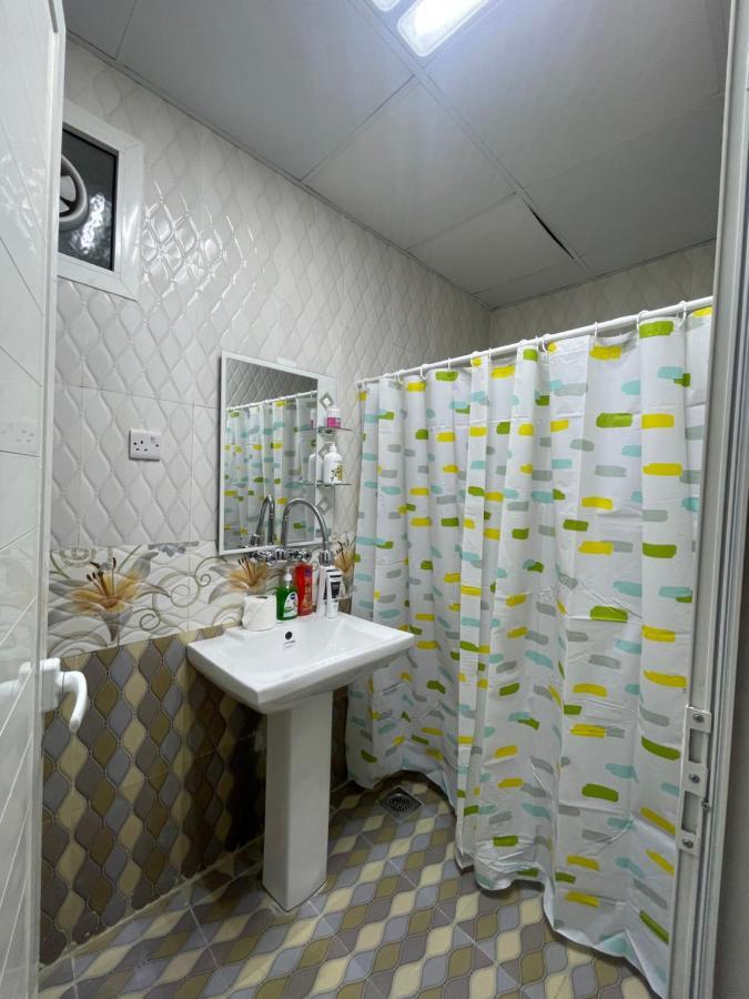 Private 2Bedroom Villa With T&B And Kitchenette Near Abu Dhabi International Airport Bagian luar foto